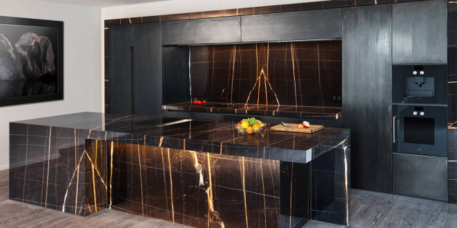 Venezia Stone Мрамор Sahara Noir 20Mm