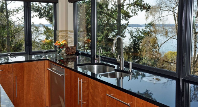 Venezia Stone Гранит Absolute Black Полоса 20Mm