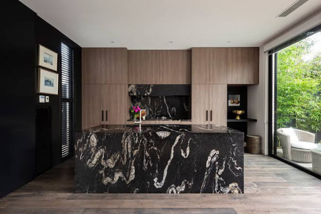 Venezia Stone Гранит Titanium Nord Полоса 30Mm