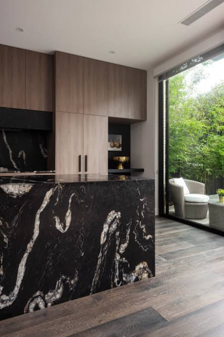 Venezia Stone Гранит Titanium Nord Полоса 30Mm