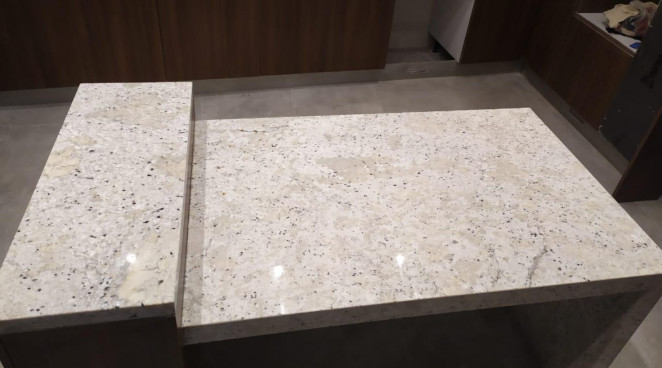Venezia Stone Гранит Fantastic White Leather 20Mm