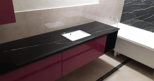 Venezia Stone Мрамор Sahara Noir 20Mm