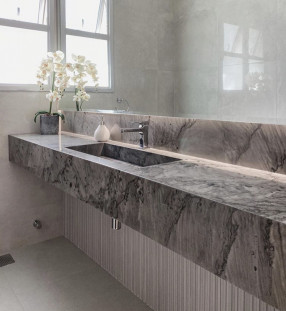 Venezia Stone TOP Кварцит Vibranium Top 20Mm