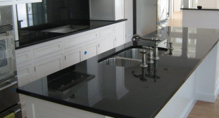 Venezia Stone Гранит Absolute Black Полоса 30Mm