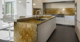 Venezia Stone Гранит Armani Gold Полоса 30Mm