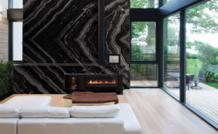 Venezia Stone Гранит Black River Слэбы 330x192
